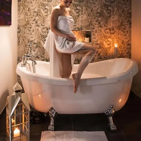 Boutique Hotel 3*