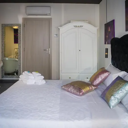 Boutique 3* פררה